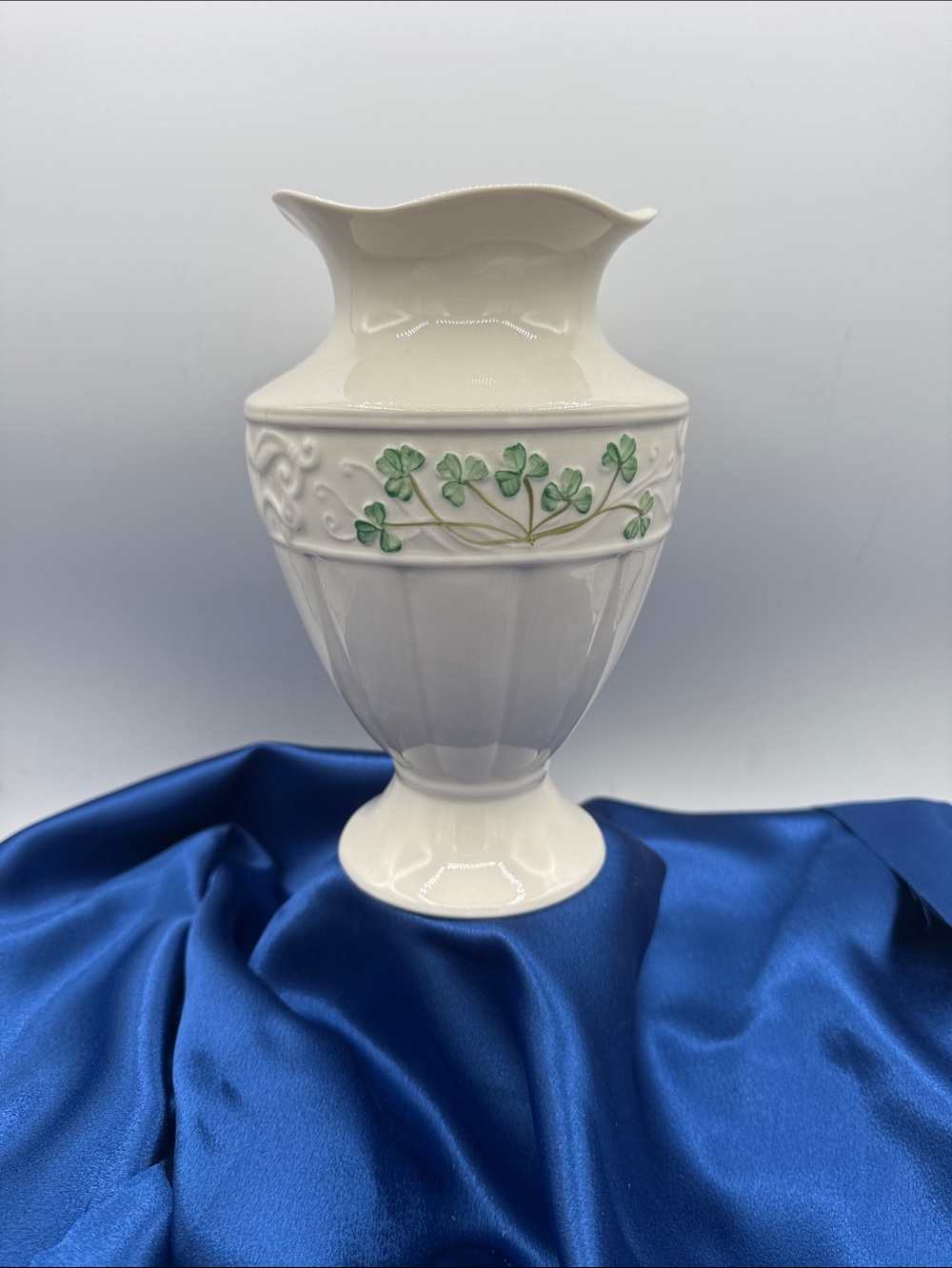 Belleek Pottery Shamrock Heritage Vase, from their 2008 Archive Collection.